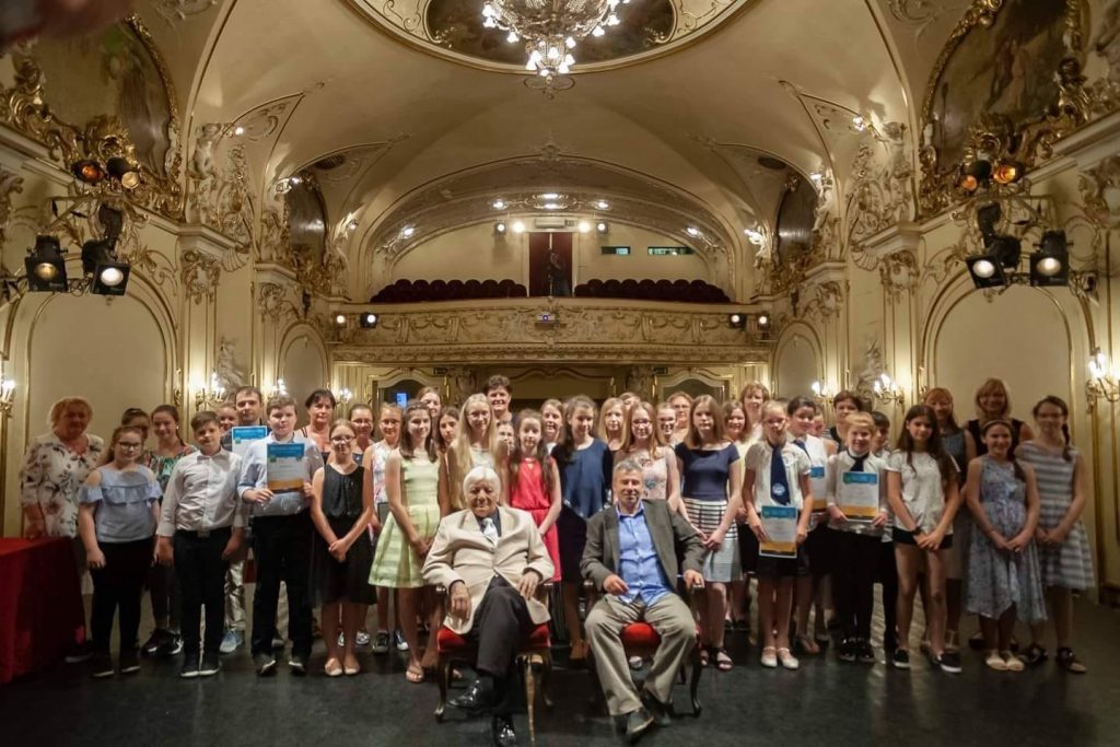 Koli és Foci címmel hirdetett olvasópályázatot tavaly ősszel a Református Tananyagfejlesztő Csoport a református iskolák ötödikes és hatodikos diákjainak.