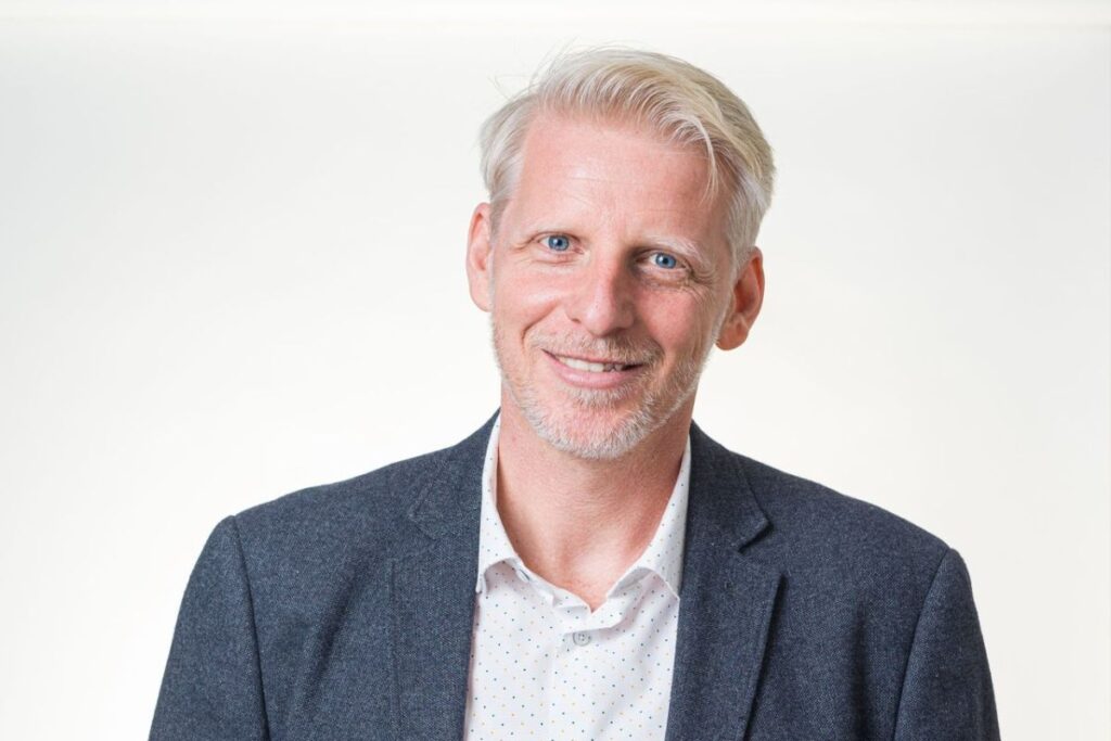 Interjú Pompor Zoltánnal, a Református Tananyagfejlesztő Csoport szakmai vezetőjével a 2017. és 2020. közötti időszak munkáiról, kihívásokról és sikerekről.